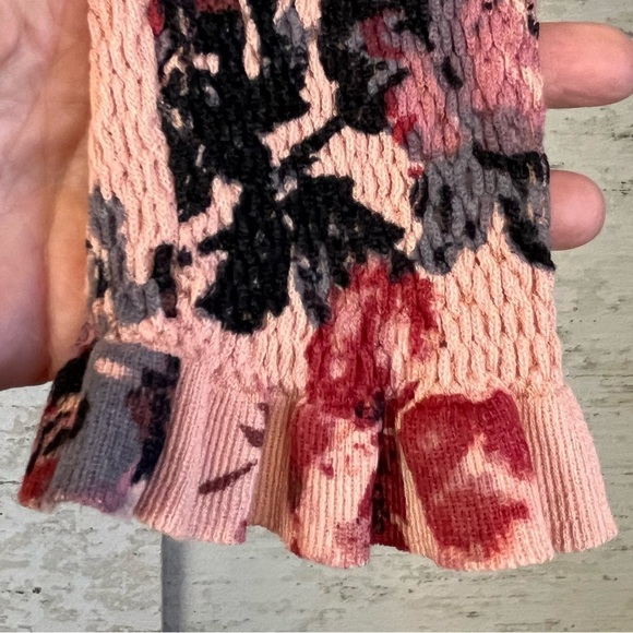 Zara Pink Floral Smocked Top Medium Boho Ruffled Mock Neck and Hem Cottagecore - Picture 4 of 15